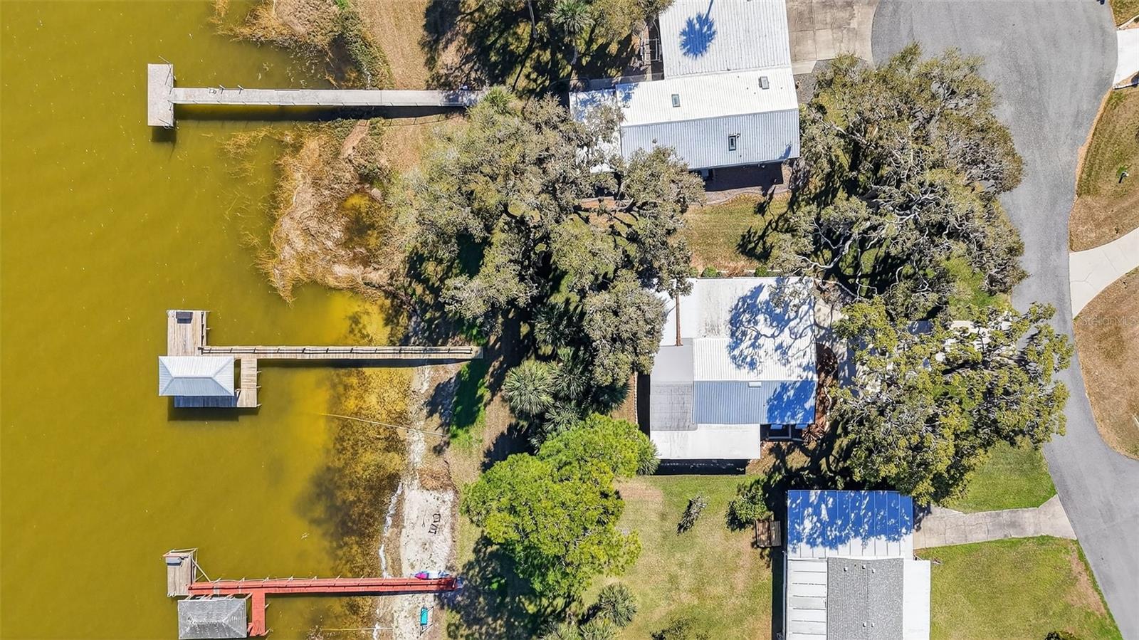 KINGS PENINSULA - Residential