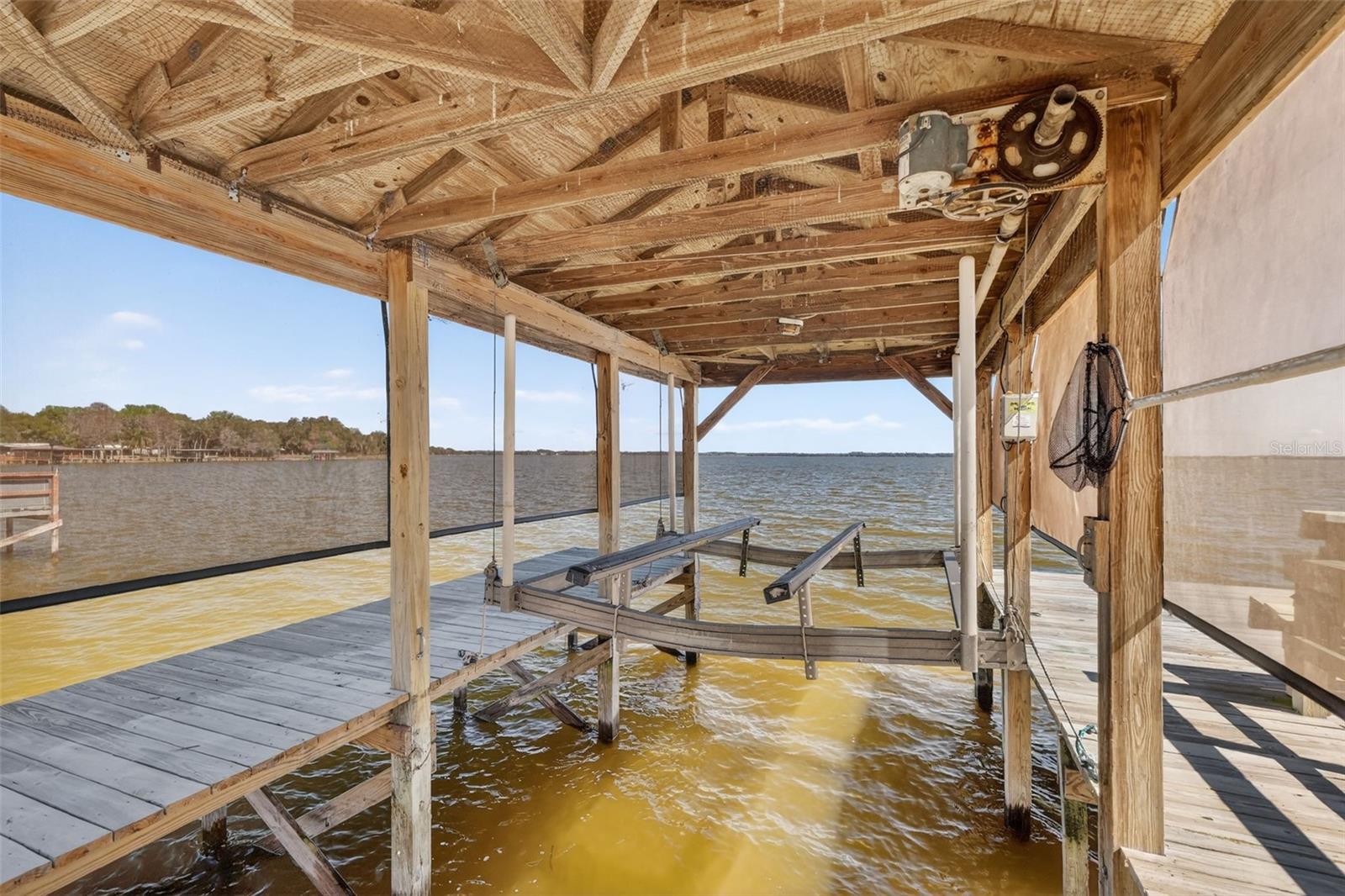 KINGS PENINSULA - Residential