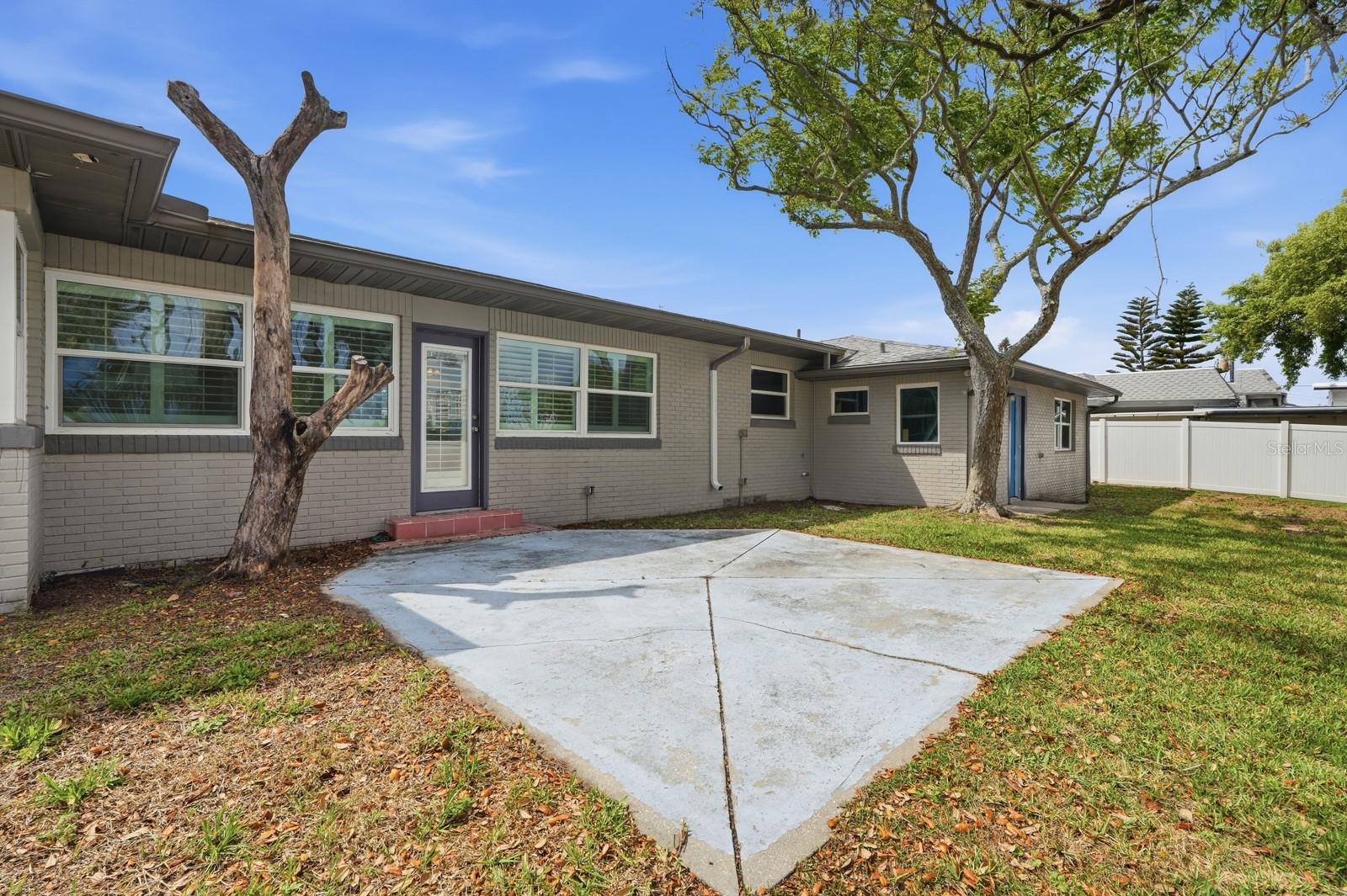 OCEAN GRVS - Residential