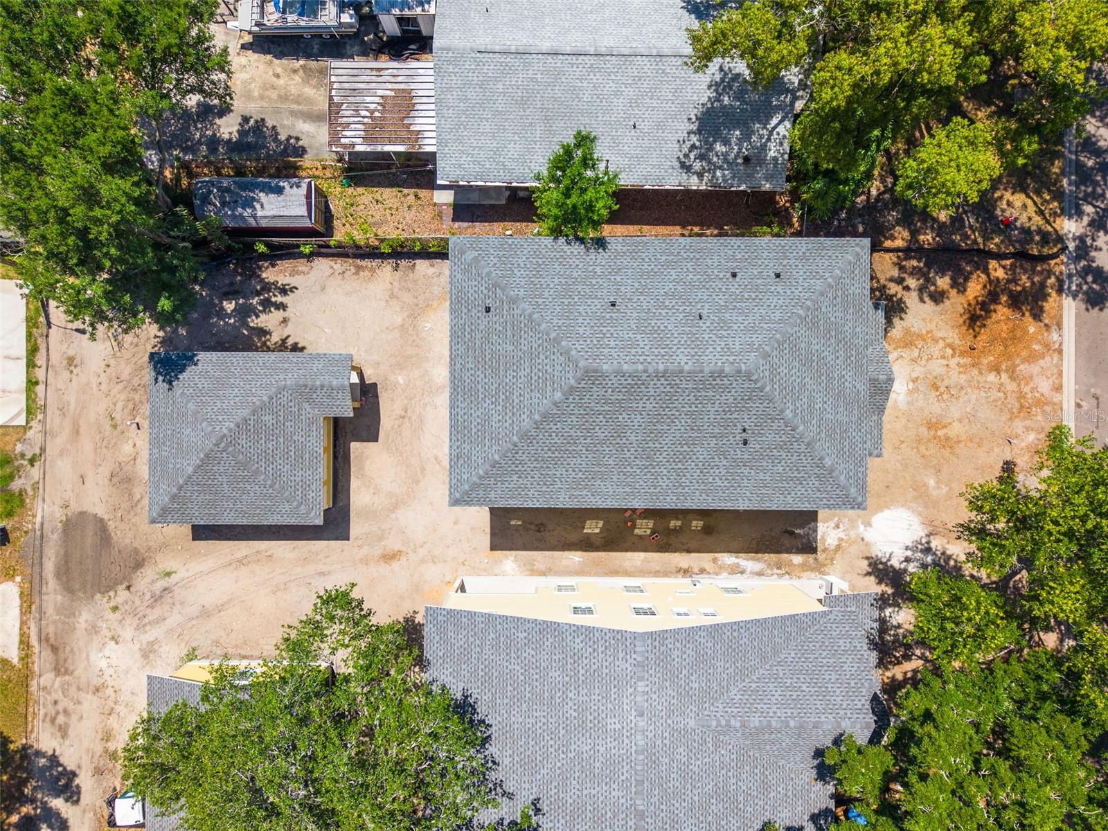 CRESTMONT - Residential