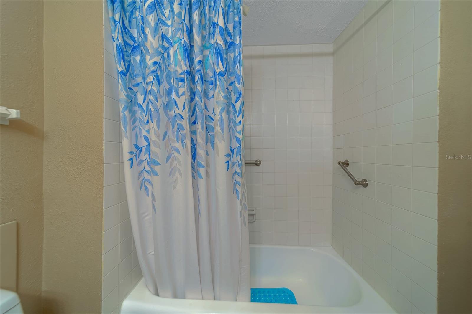 REGATTA BEACH CLUB CONDO - Residential