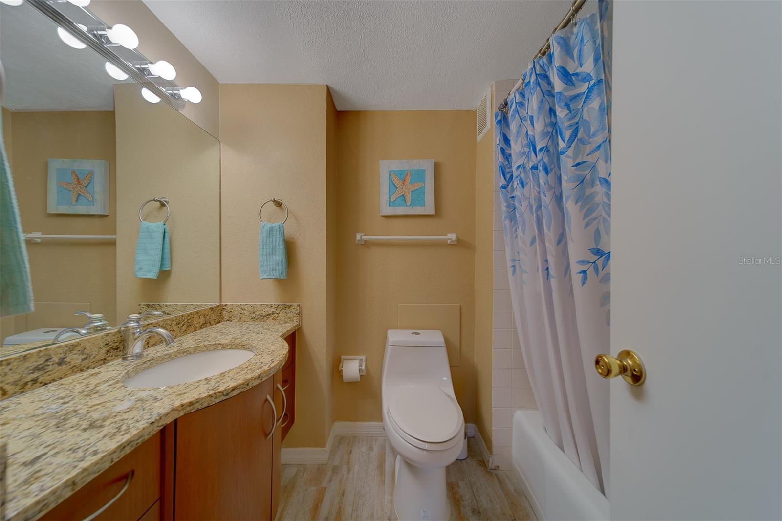 REGATTA BEACH CLUB CONDO - Residential