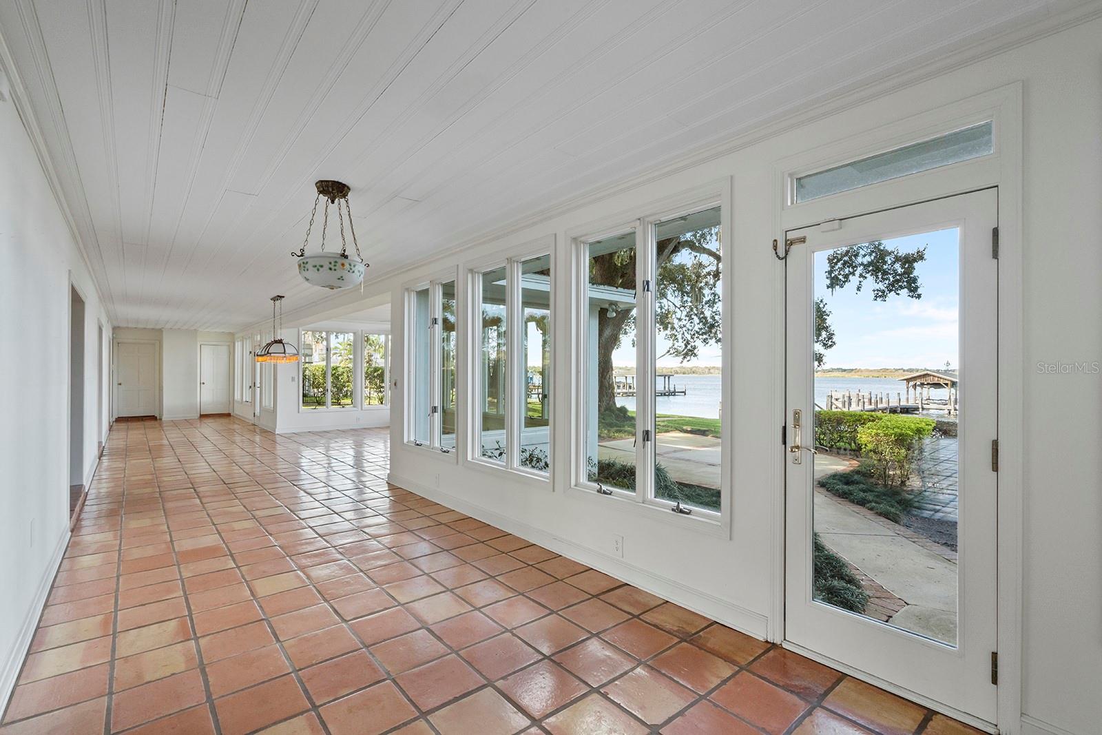 LAKE CONWAY ESTATES - Residential