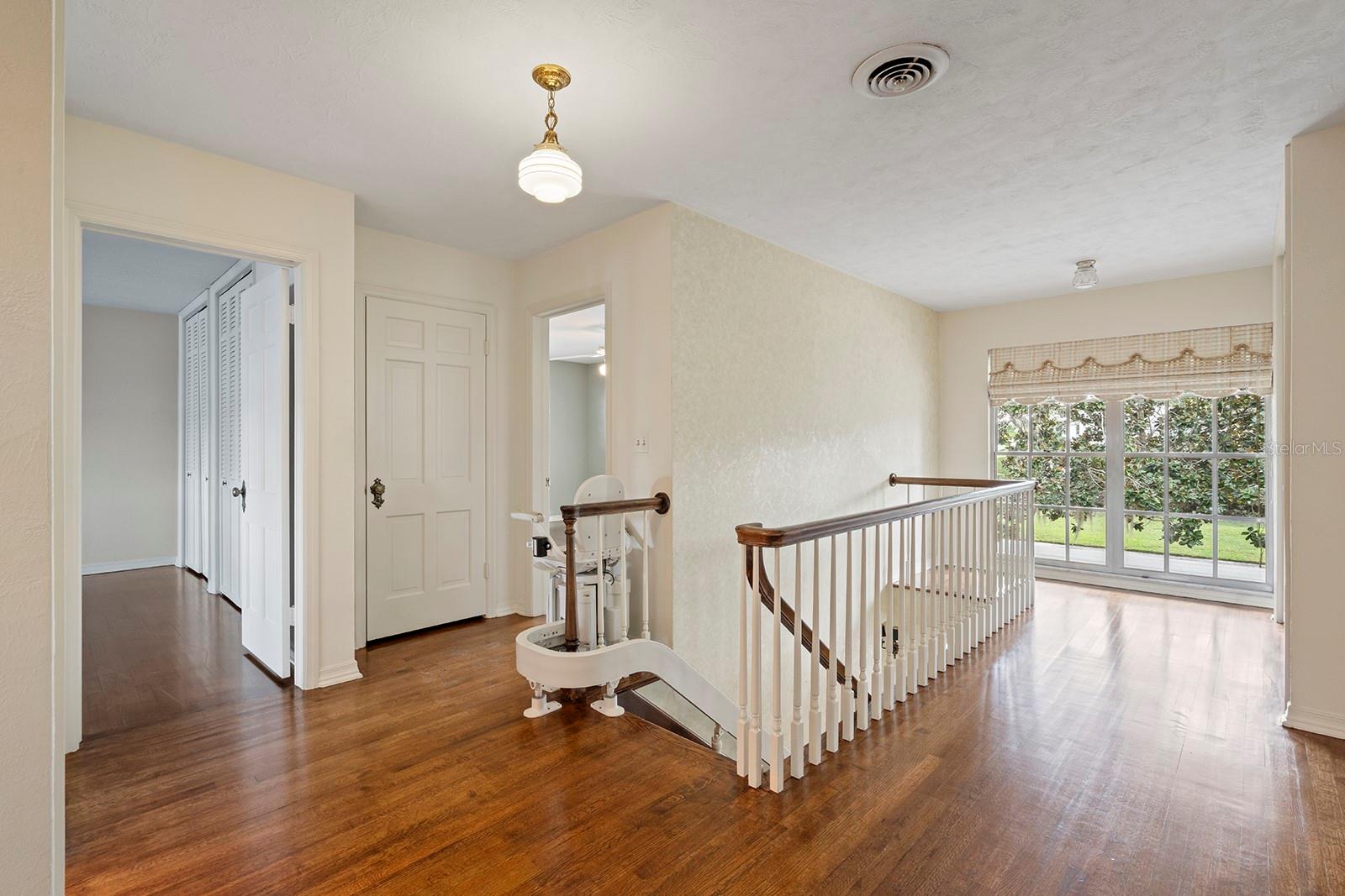 LAKE CONWAY ESTATES - Residential