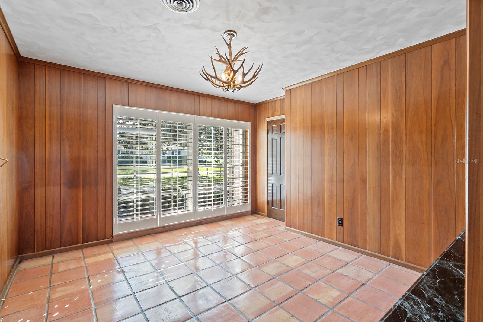 LAKE CONWAY ESTATES - Residential