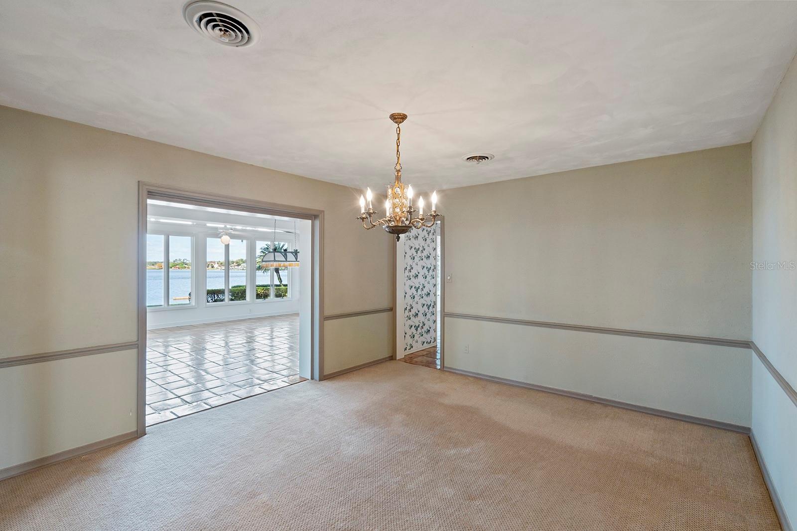 LAKE CONWAY ESTATES - Residential