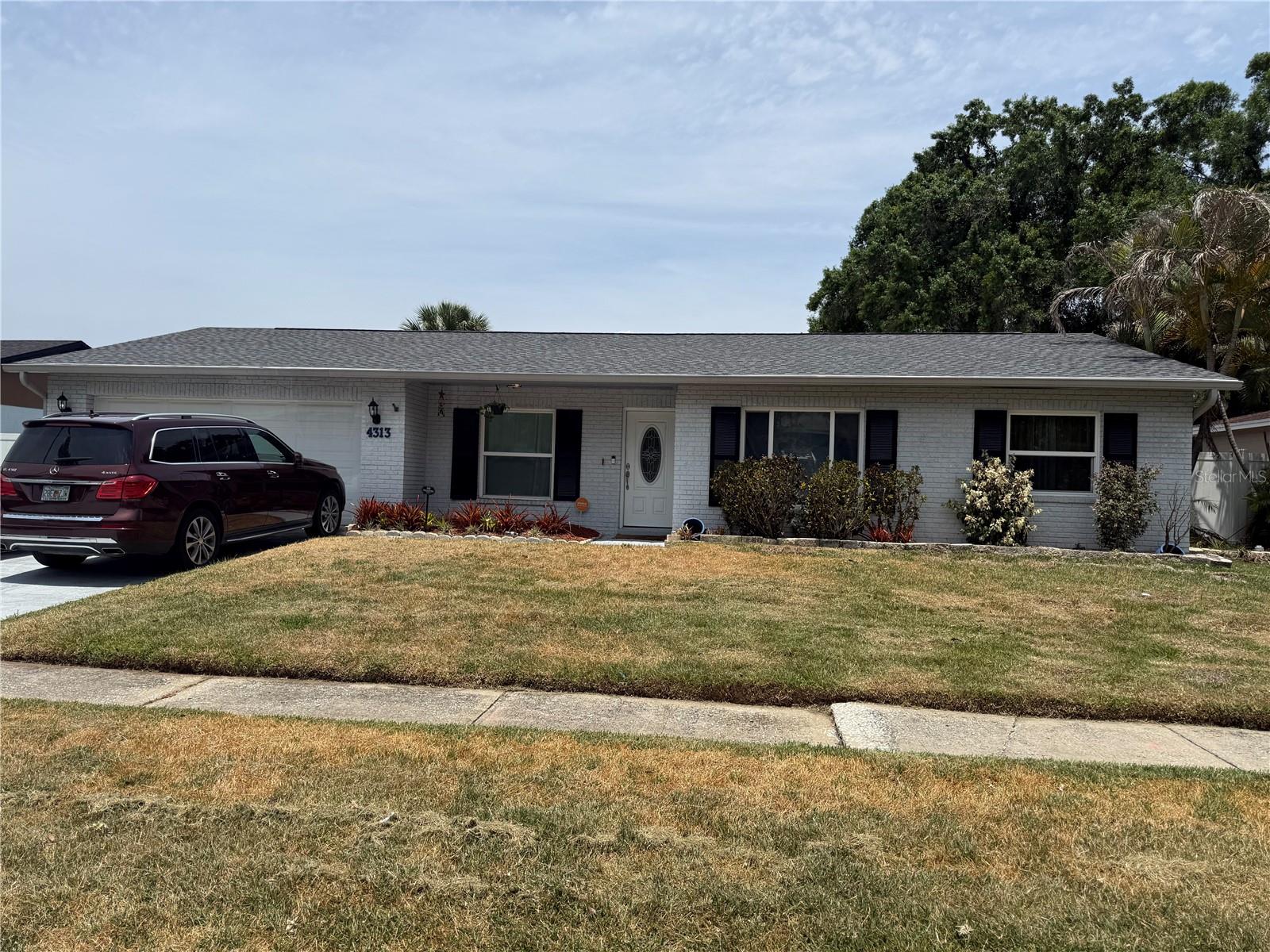 4313 HOLLOW HILL DRIVE
