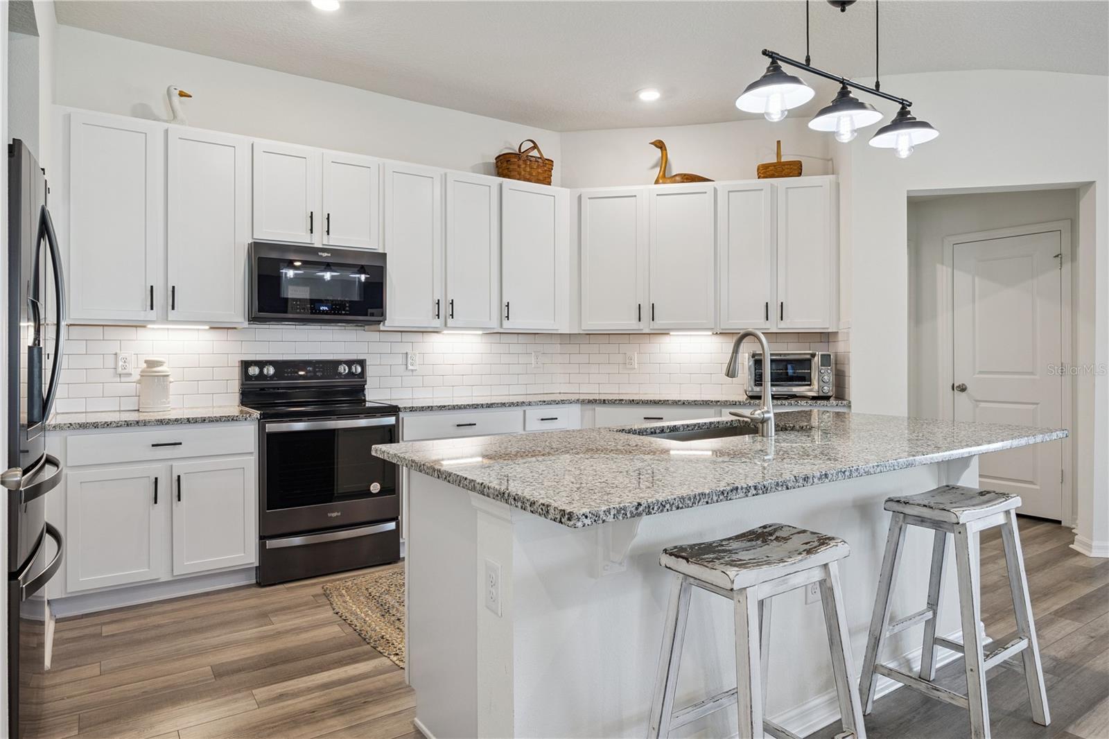 1636 WILSON PRAIRIE CIRCLE