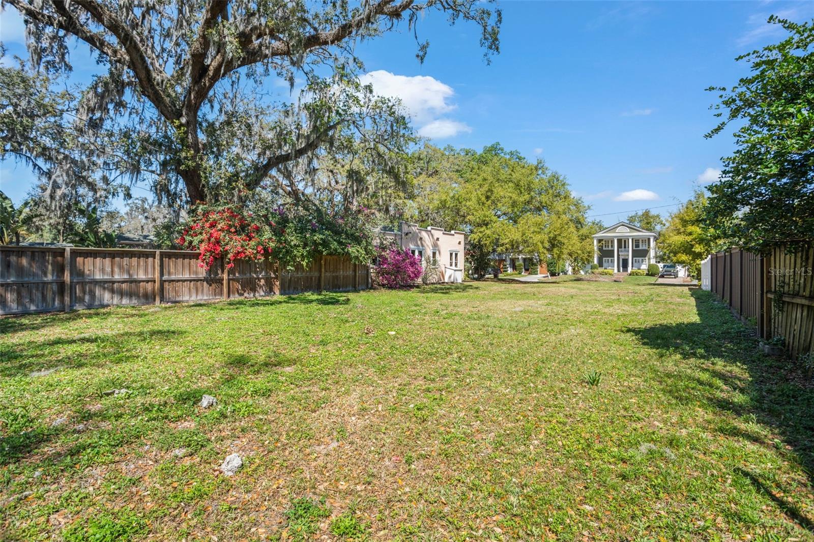10 W HARVARD STREET