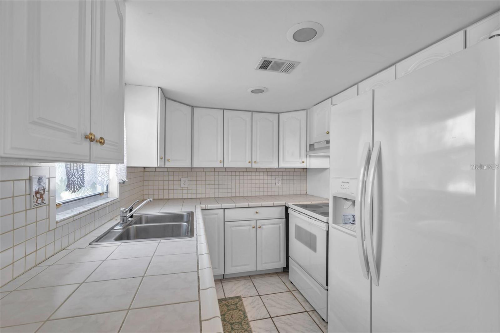 BEDFORD F - Residential