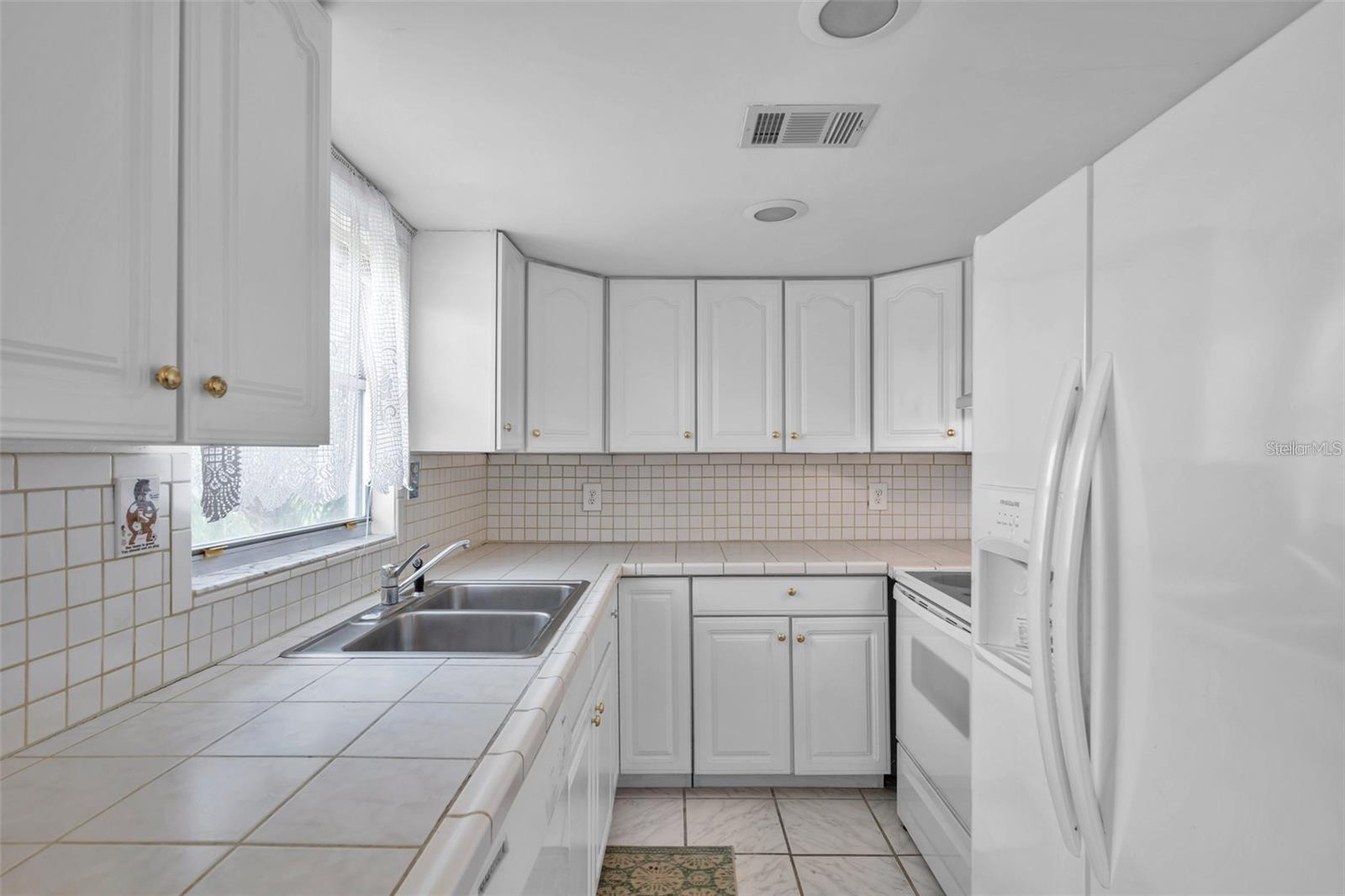 BEDFORD F - Residential