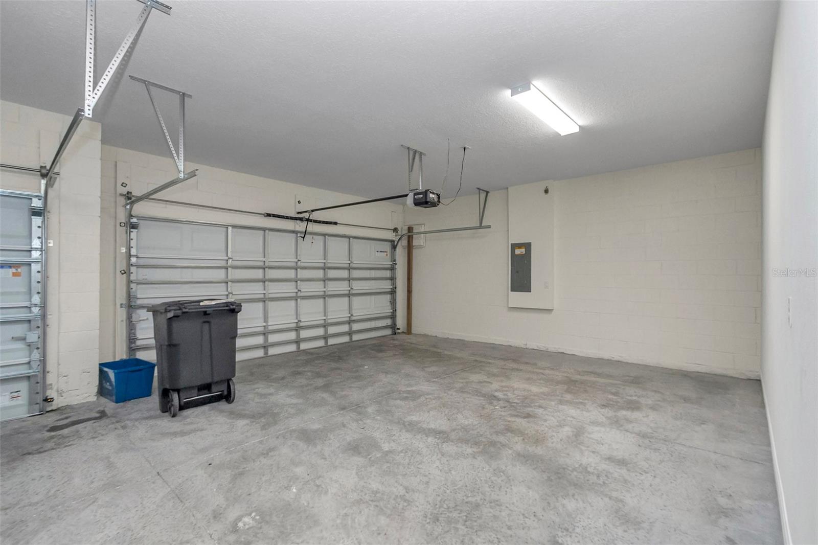 OCALA PRESERVE PH 8 - Residential Lease