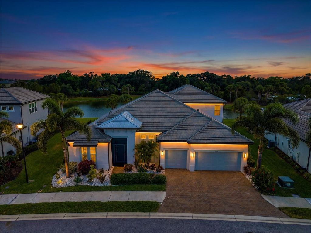 Photo of 6254 Rivo Lakes Boulevard, Sarasota, FL 34241 (MLS # A4693735)