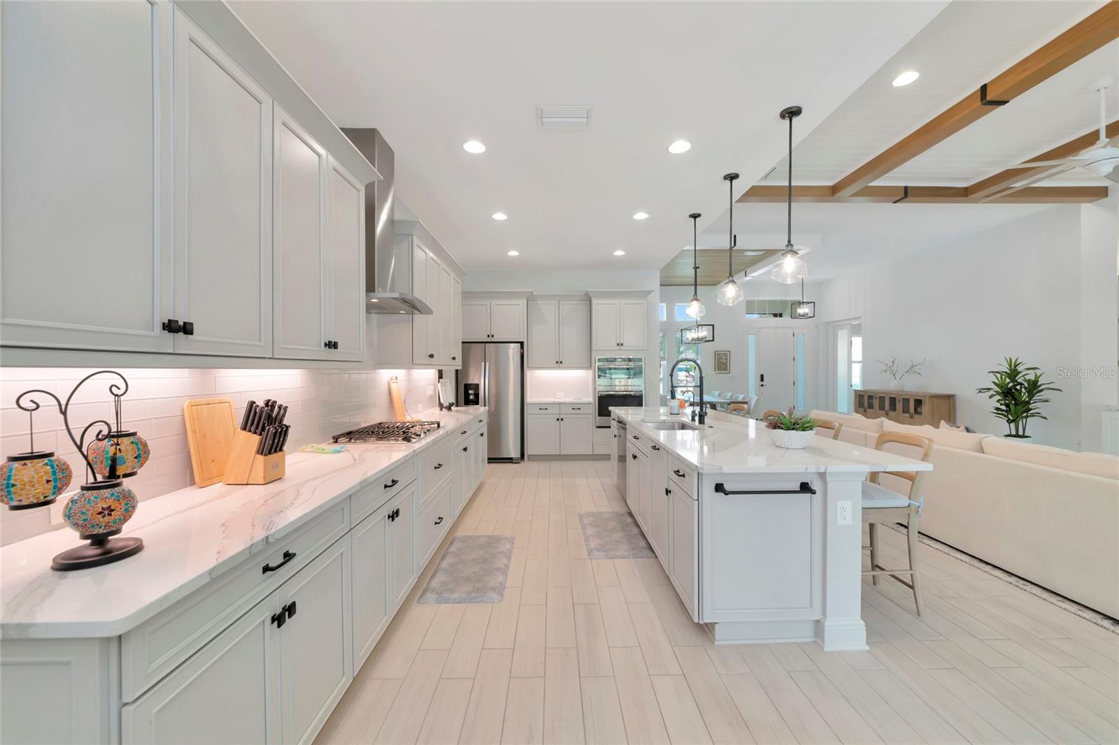 RIVO LAKES - Residential