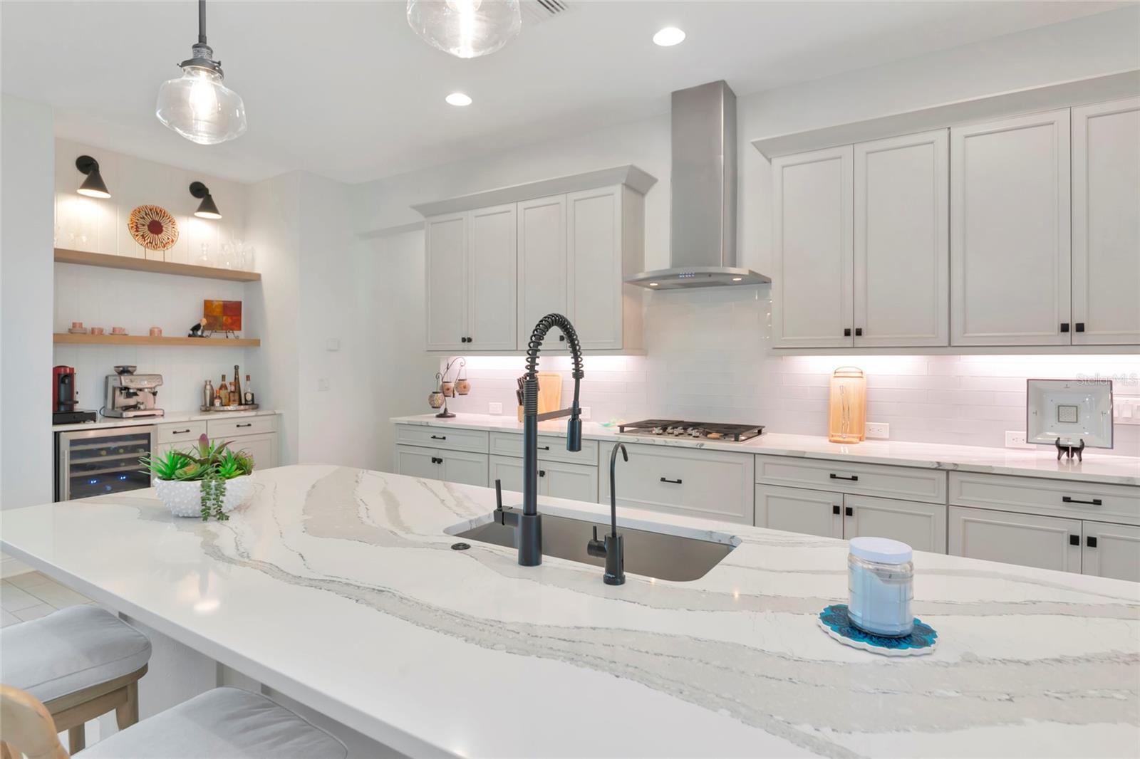 RIVO LAKES - Residential
