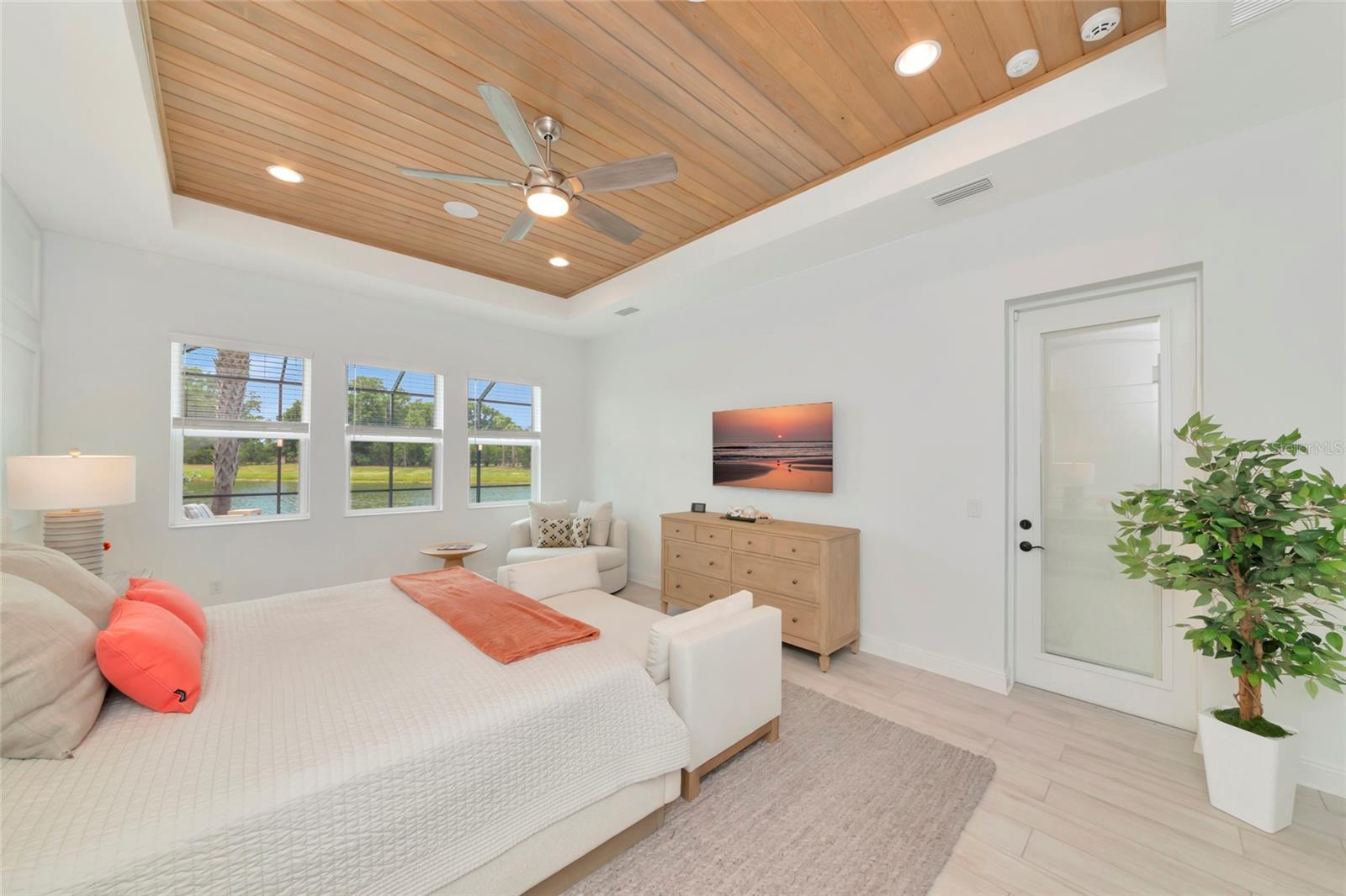 RIVO LAKES - Residential