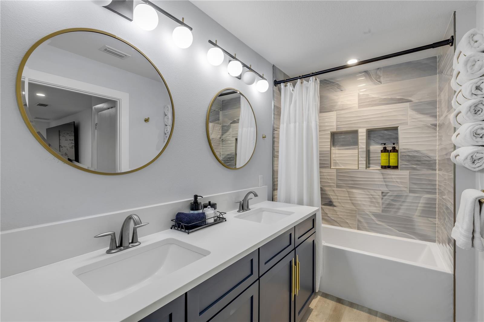 COOPER - Residential