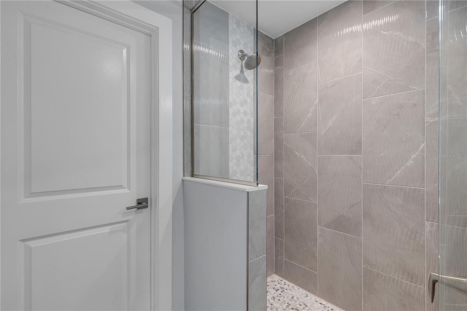 COOPER - Residential