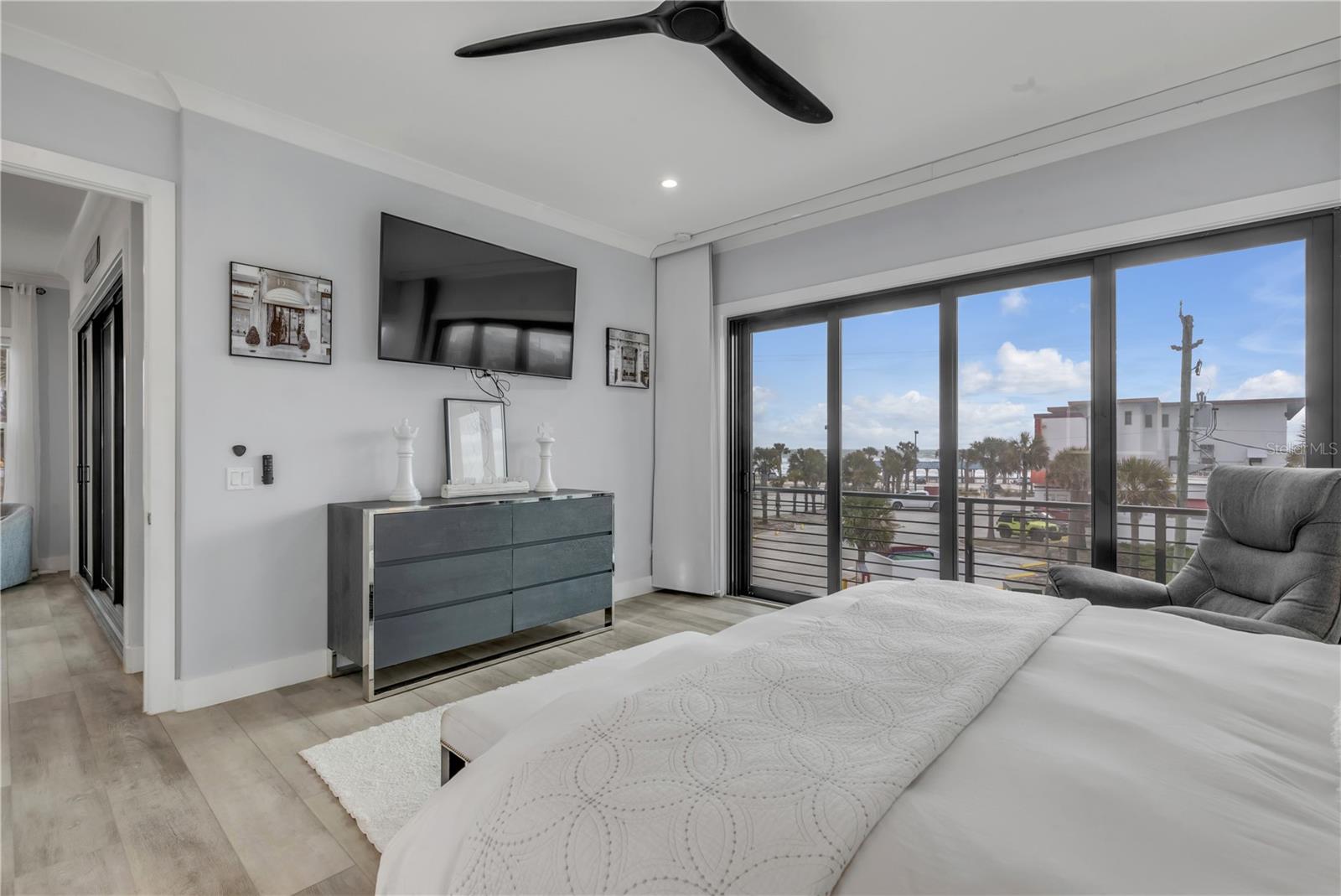 COOPER - Residential