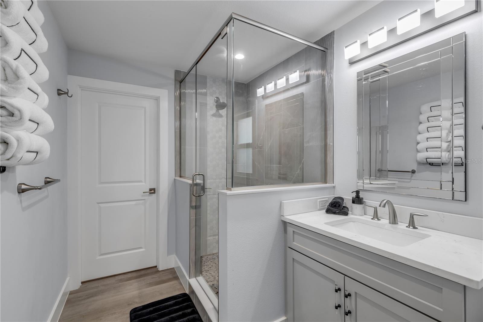 COOPER - Residential