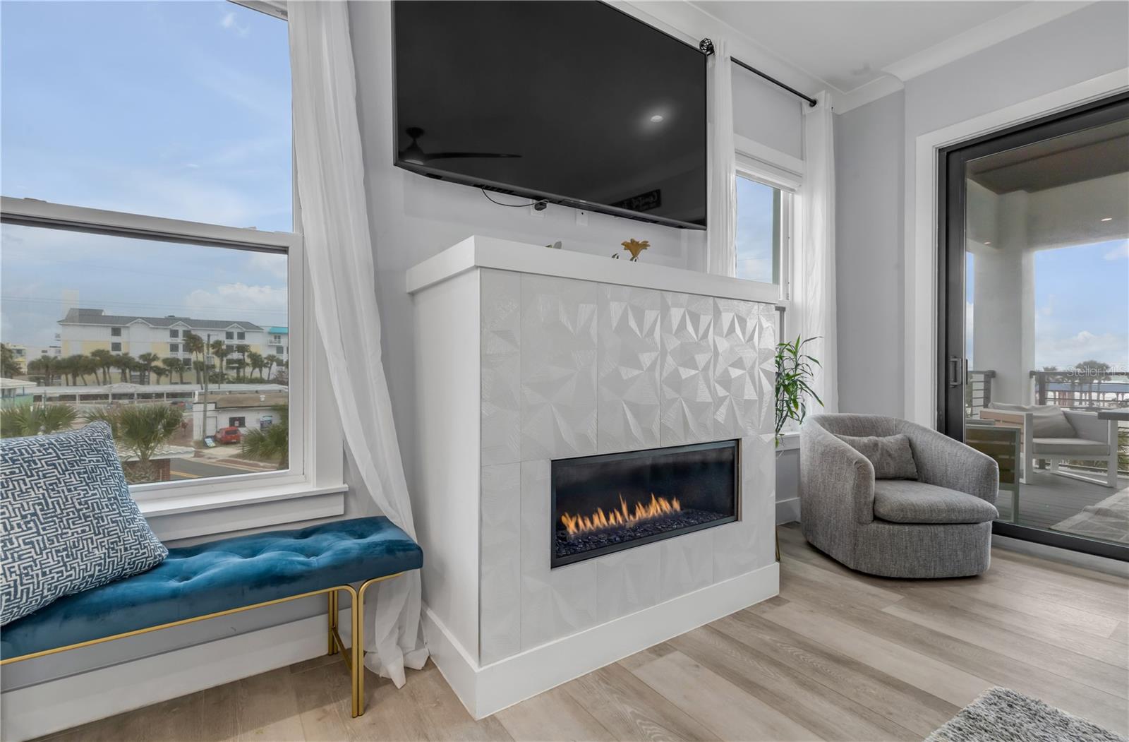 COOPER - Residential