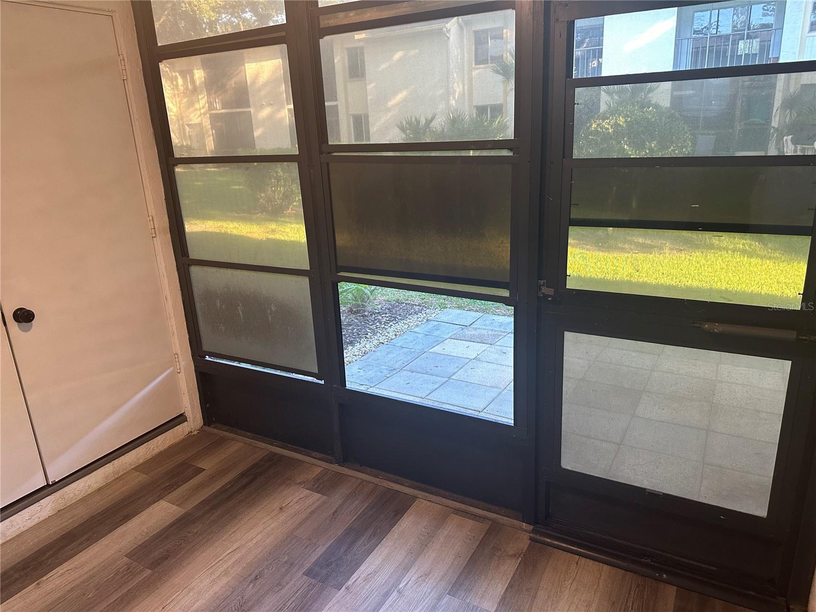 EAST LAKE WOODLANDS CYPRESS ESTATES - Residential Lease