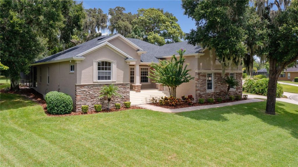 Photo of 6330 Ashley Drive, Lakeland, FL 33813 (MLS # L4956087)