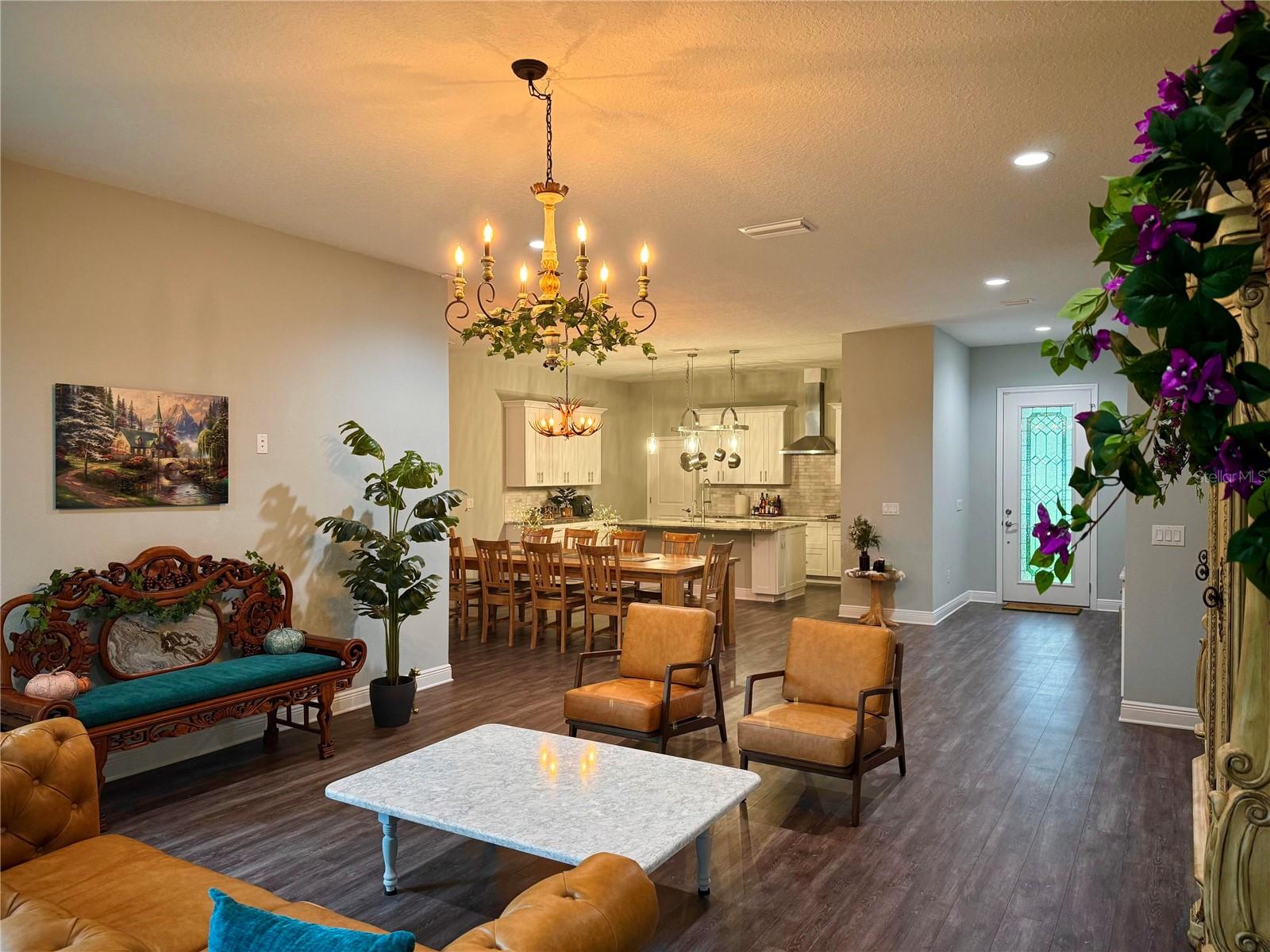 OAKS AT LIVINGSTON - Residential