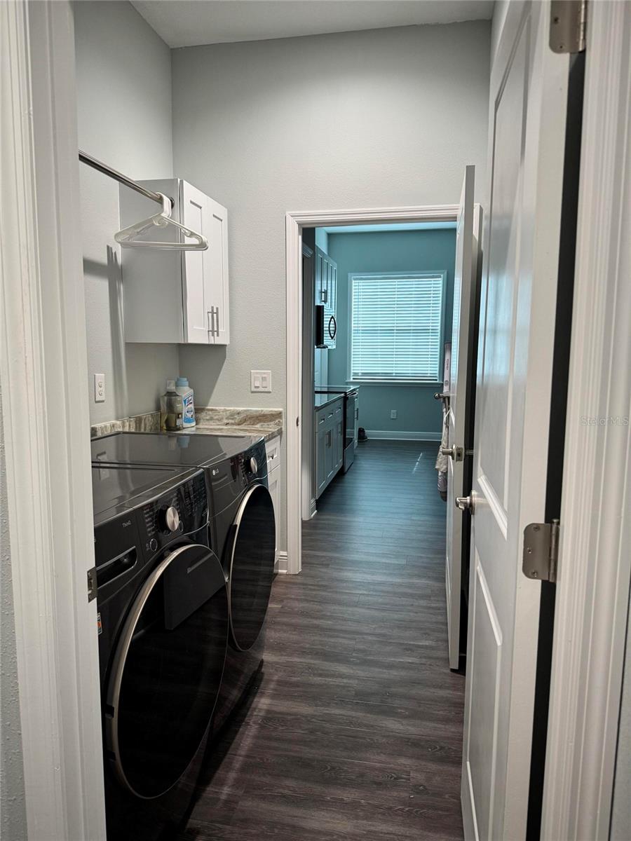 OAKS AT LIVINGSTON - Residential