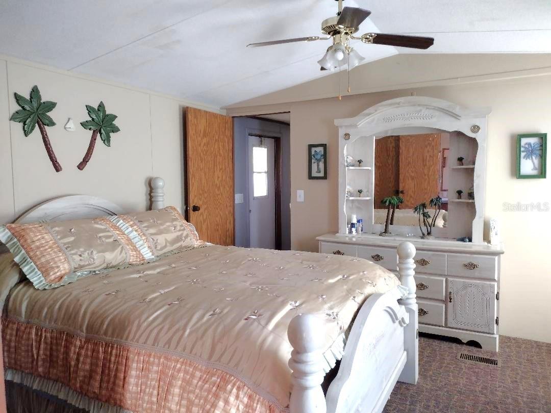 ST JOHNS PARK SUB - Residential