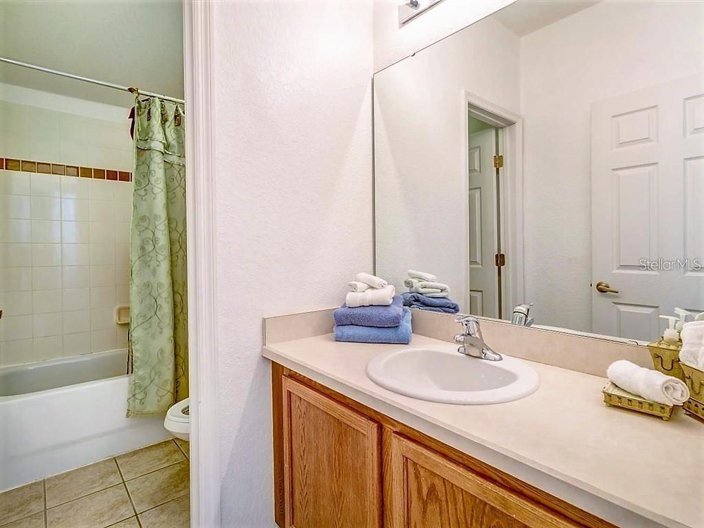 VIZCAY - Residential Lease