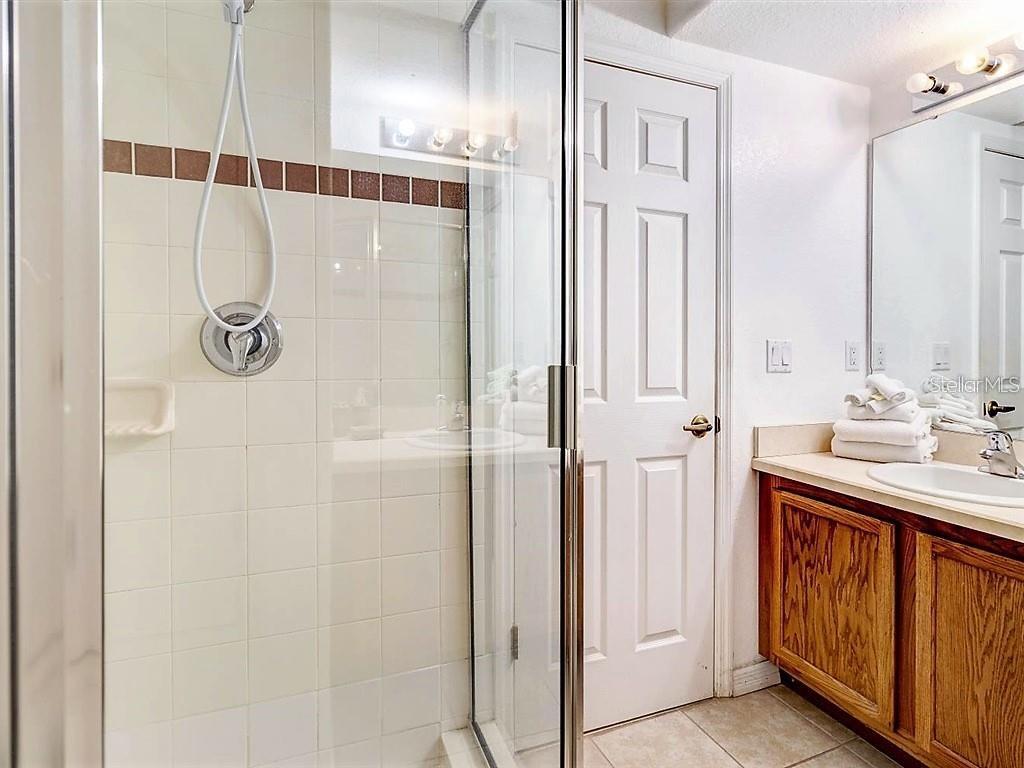 VIZCAY - Residential Lease