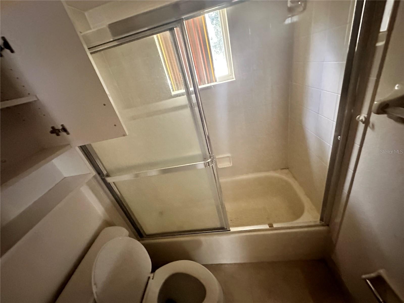 PALM CAY UN 02 - Residential Lease