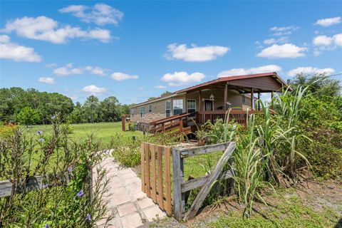 A home in WESLEY CHAPEL