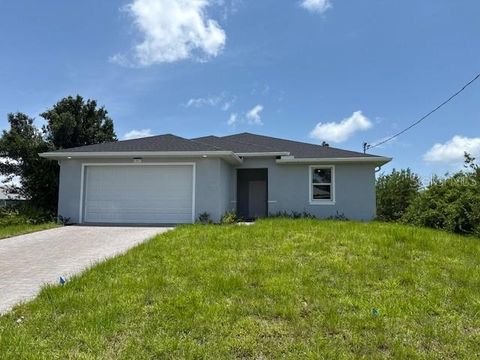 207 BAYTREE DRIVE ROTONDA WEST FL 33947
