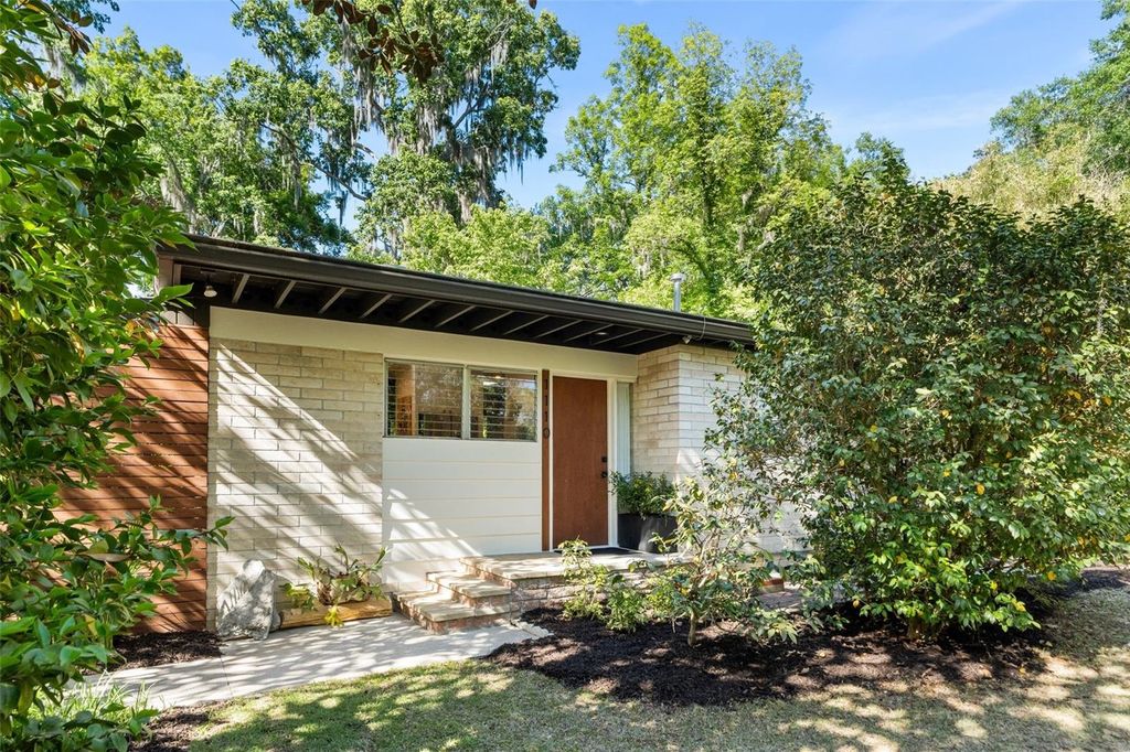 Photo of 1110 NW 36th Road, Gainesville, FL 32609 (MLS # GC539520)