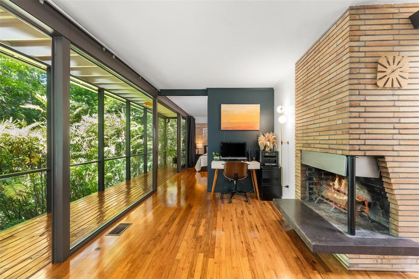 CREEKSIDE - Residential