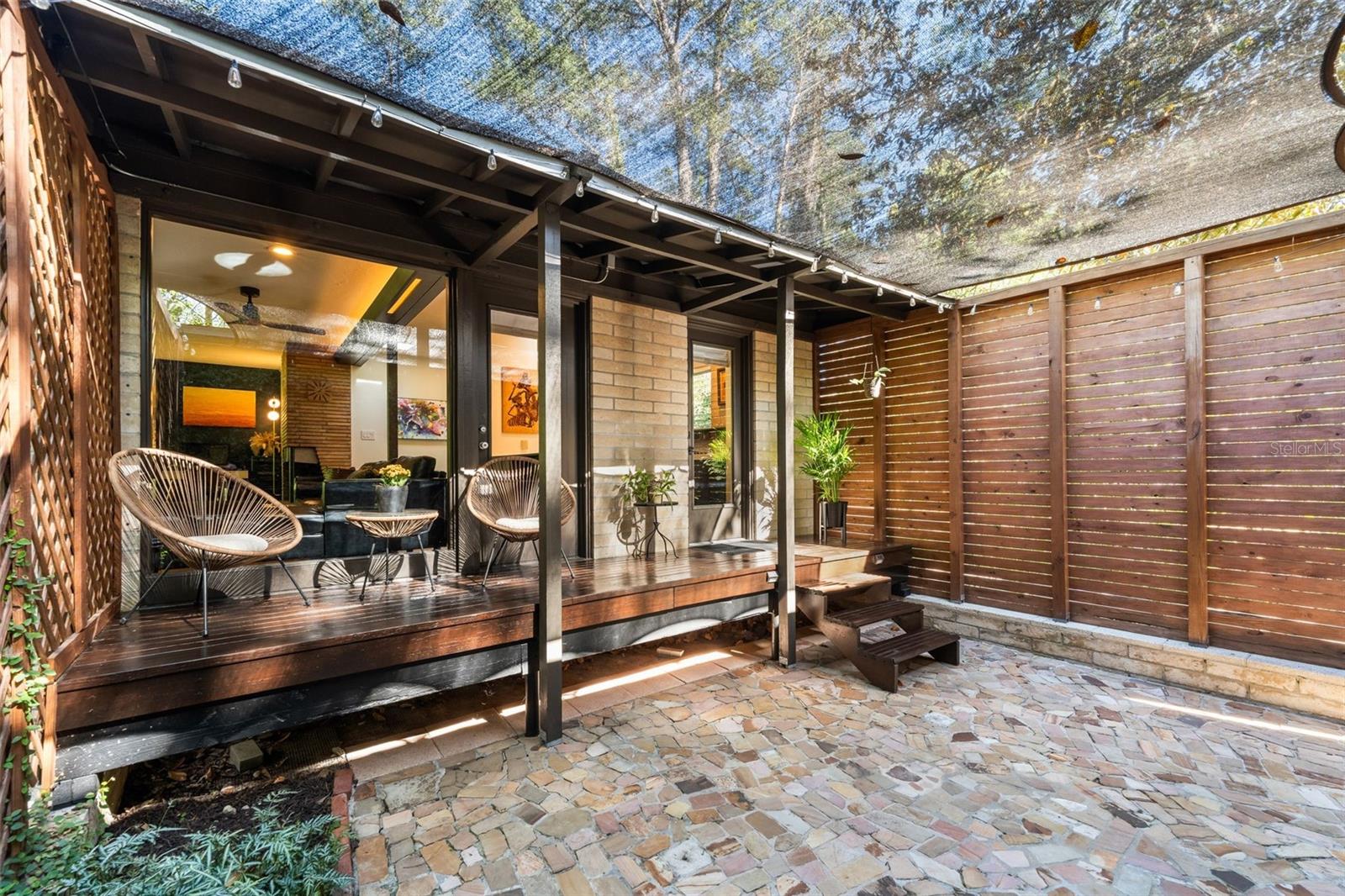 CREEKSIDE - Residential