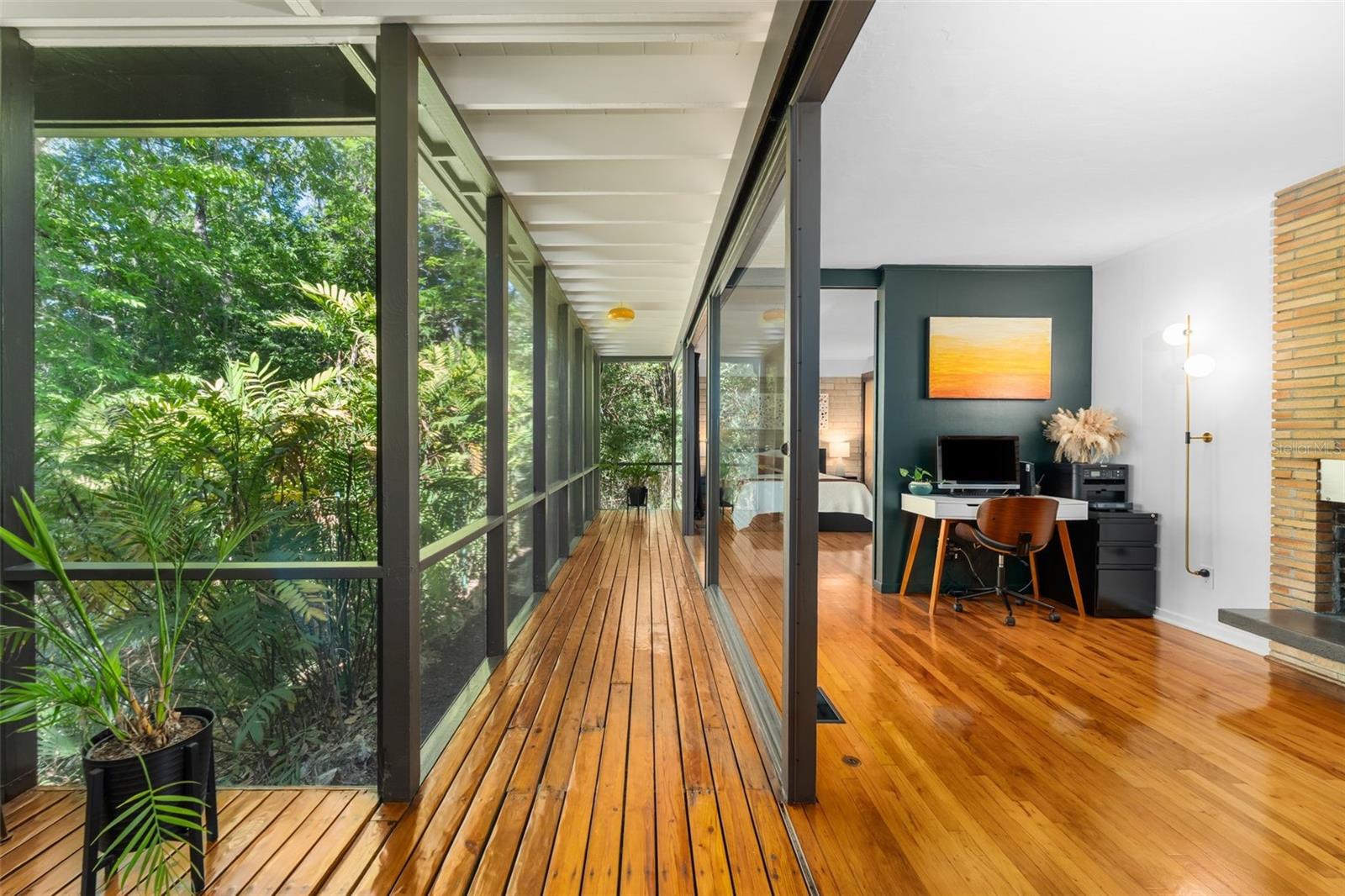 CREEKSIDE - Residential