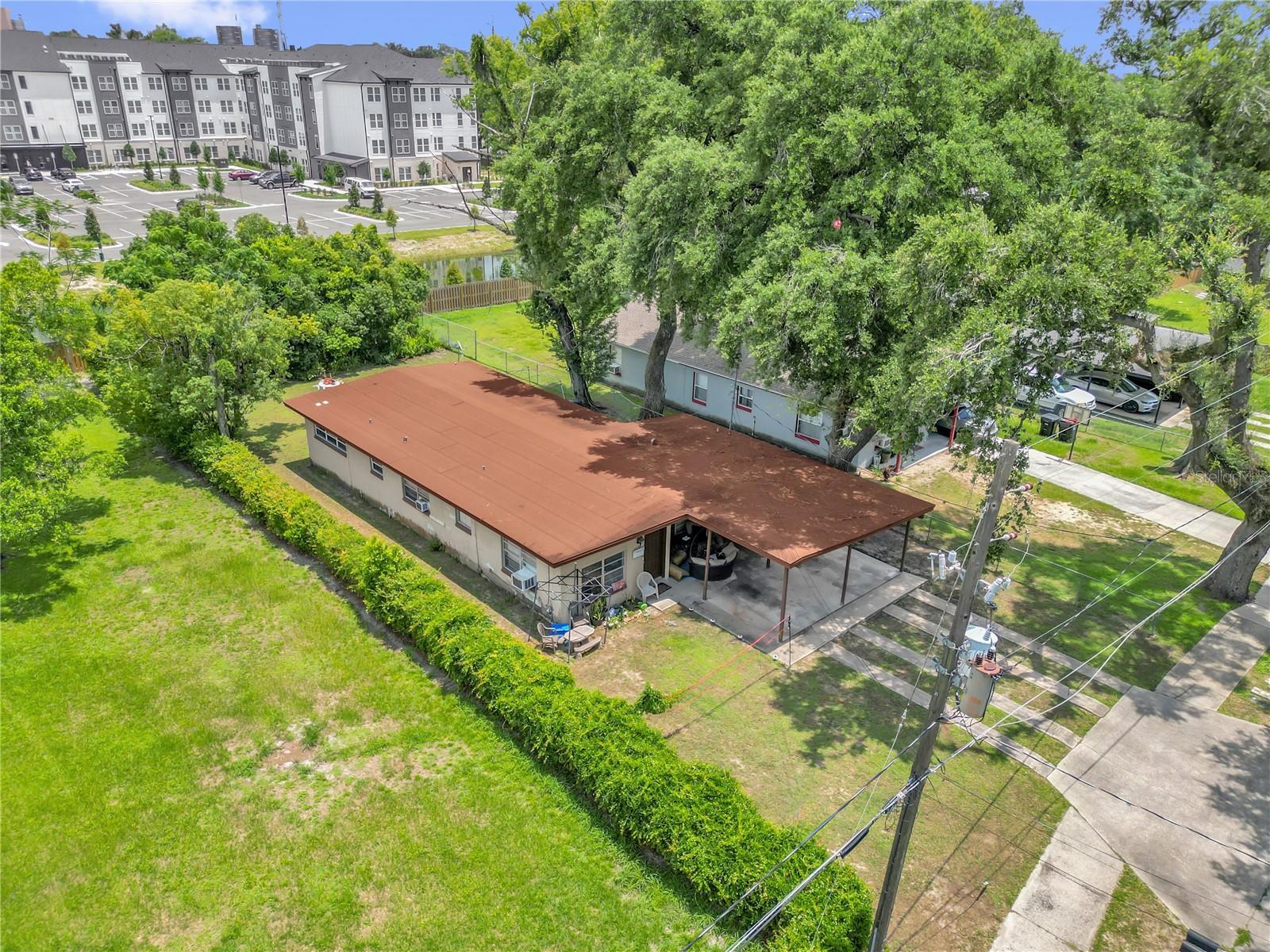 1113 S LEE AVENUE