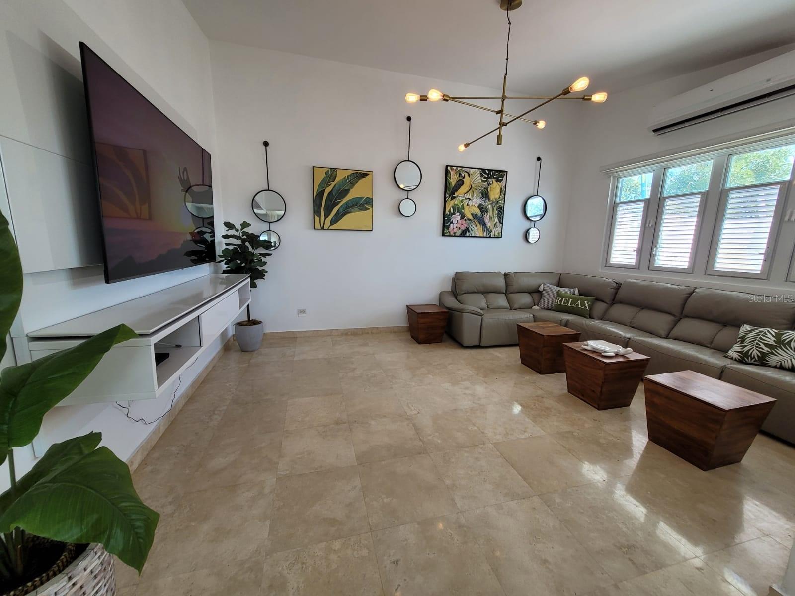 SANTA TERESITA - Residential