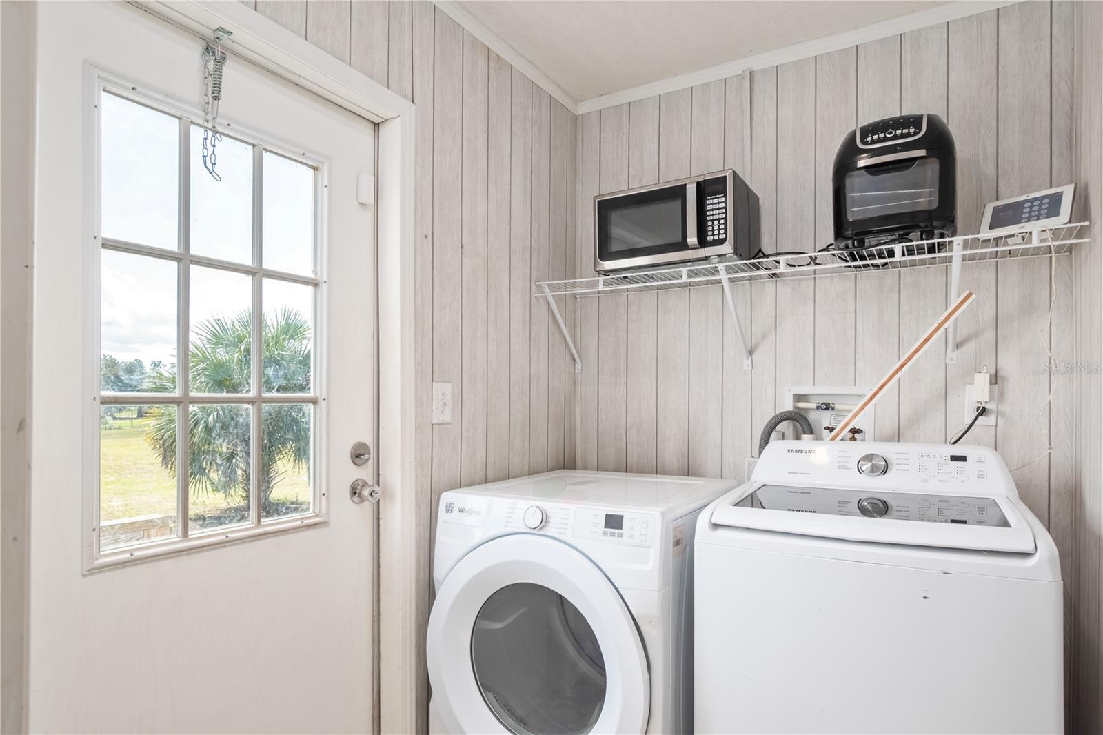 TWIN LAKES RANCHETTES - Residential