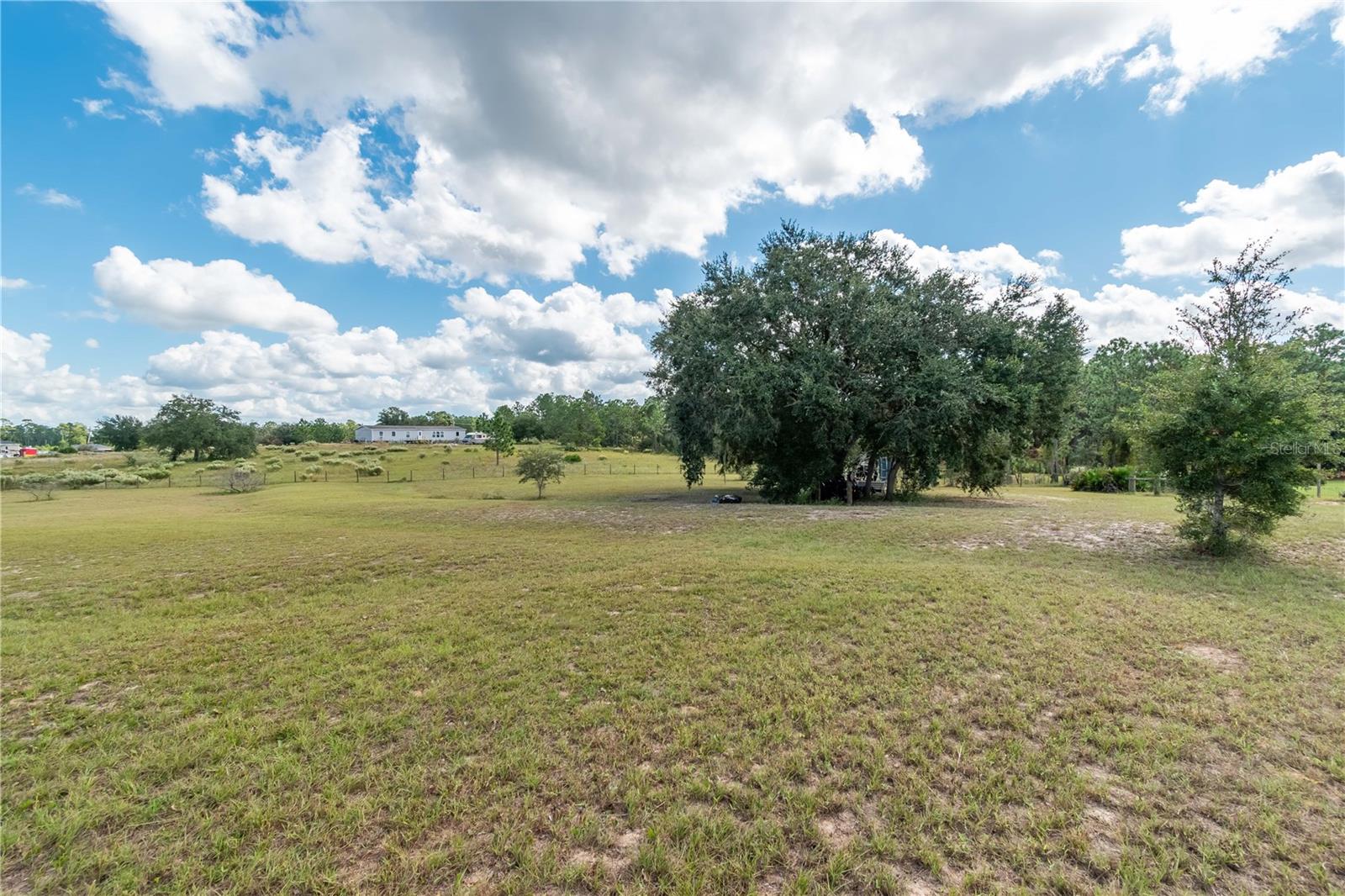 TWIN LAKES RANCHETTES - Residential