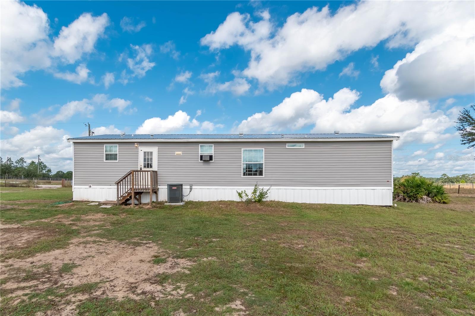 TWIN LAKES RANCHETTES - Residential