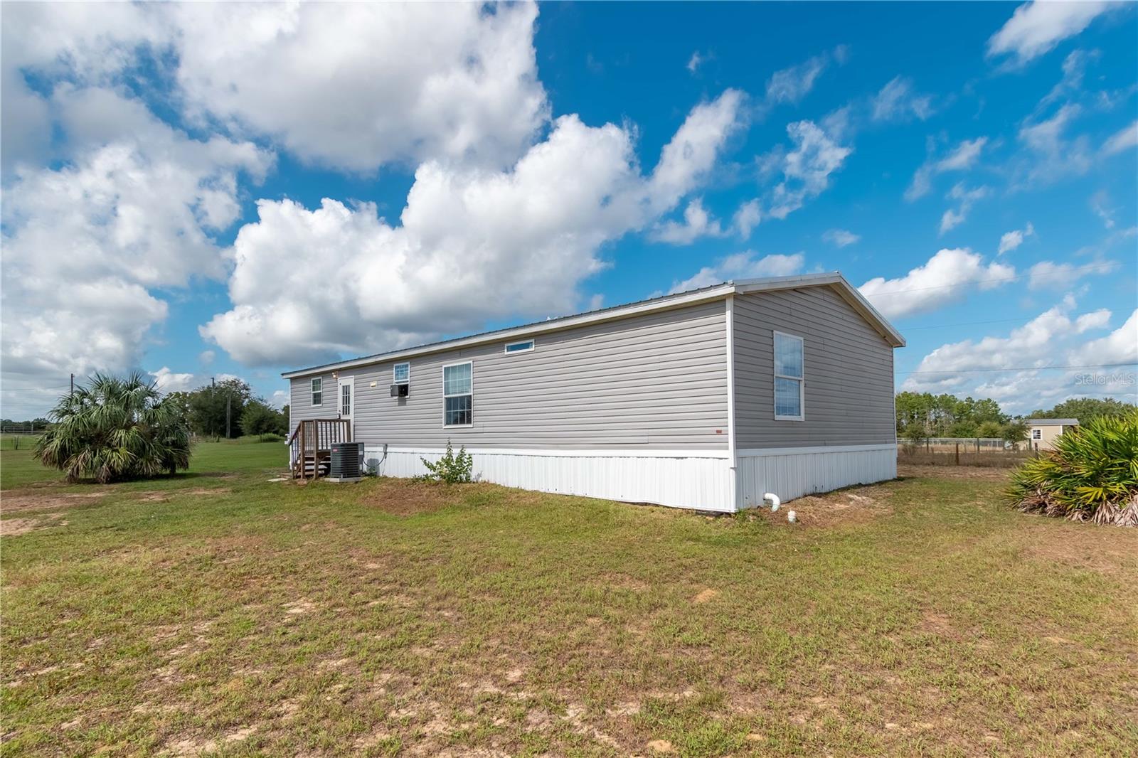 TWIN LAKES RANCHETTES - Residential