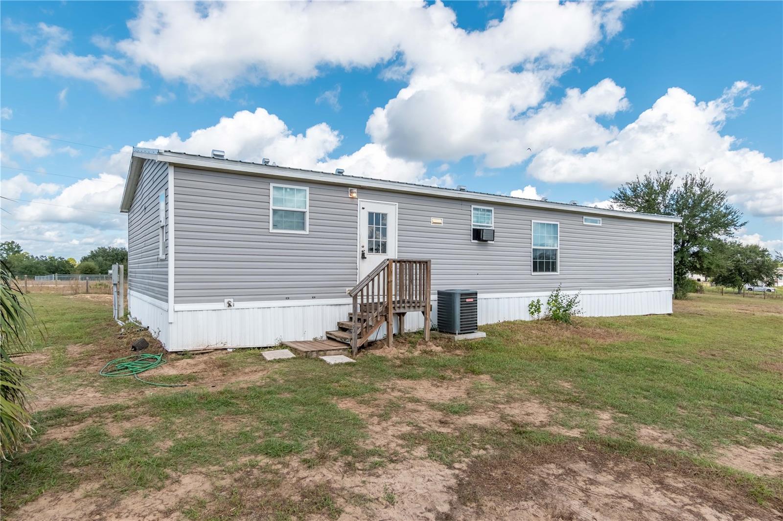 TWIN LAKES RANCHETTES - Residential