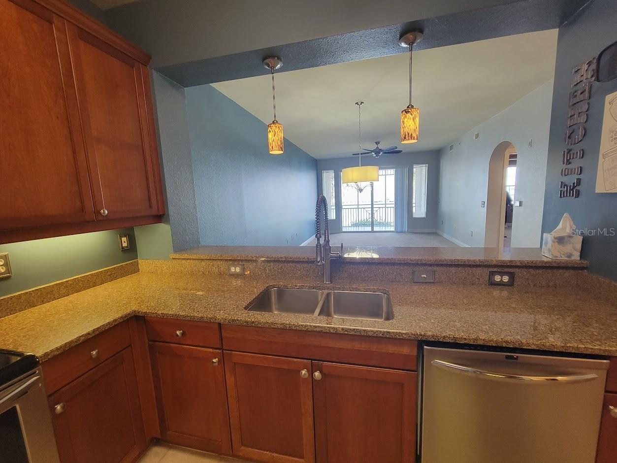 5114 MELBOURNE STREET A105