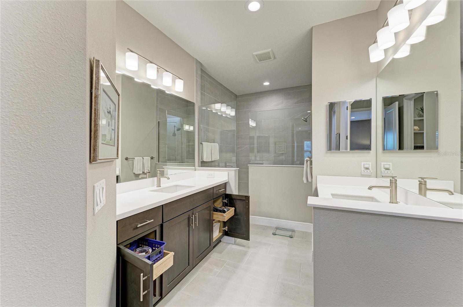 GRAND PALM - Residential