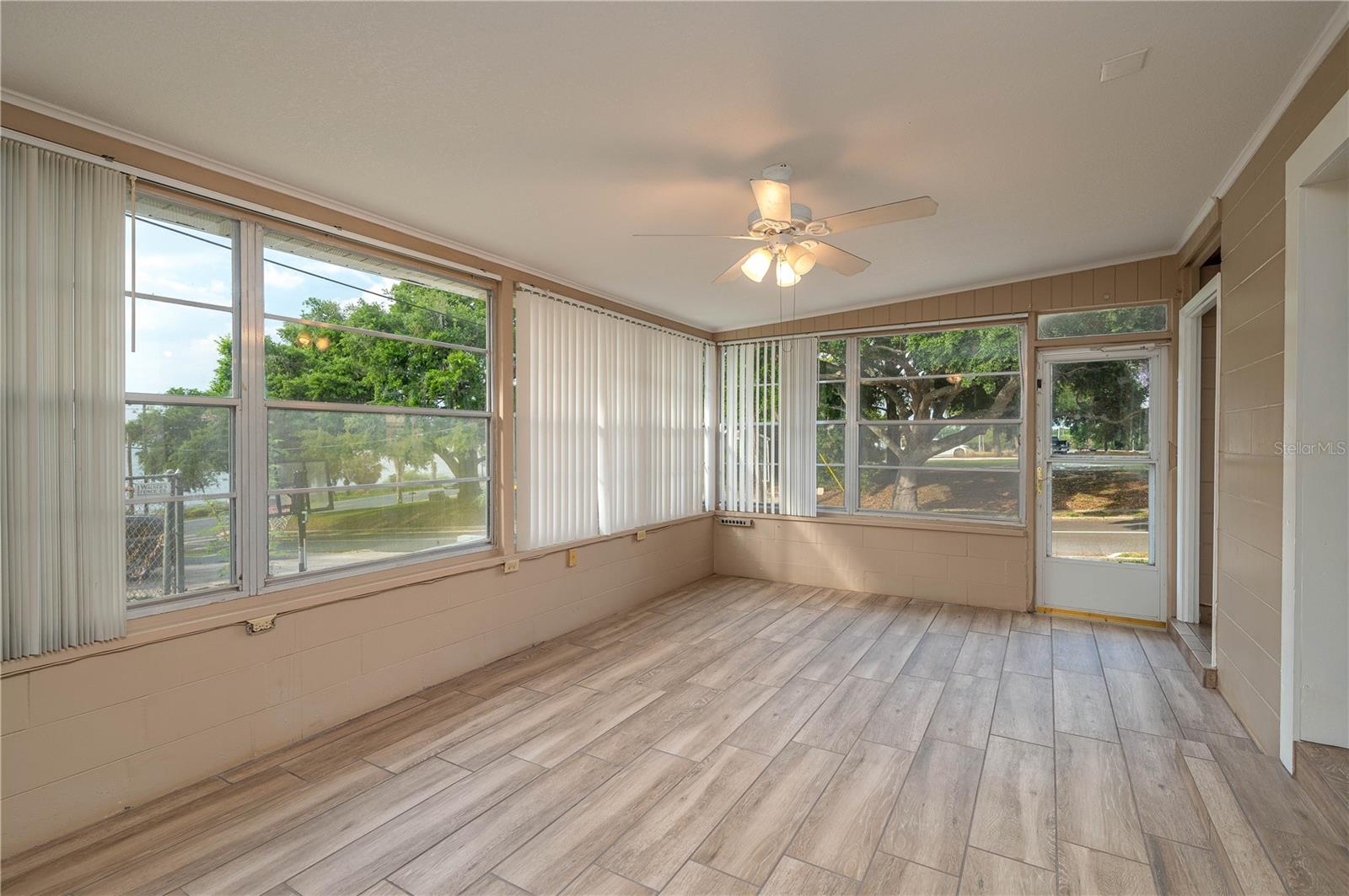 MIRALAGO SUB - Residential Lease