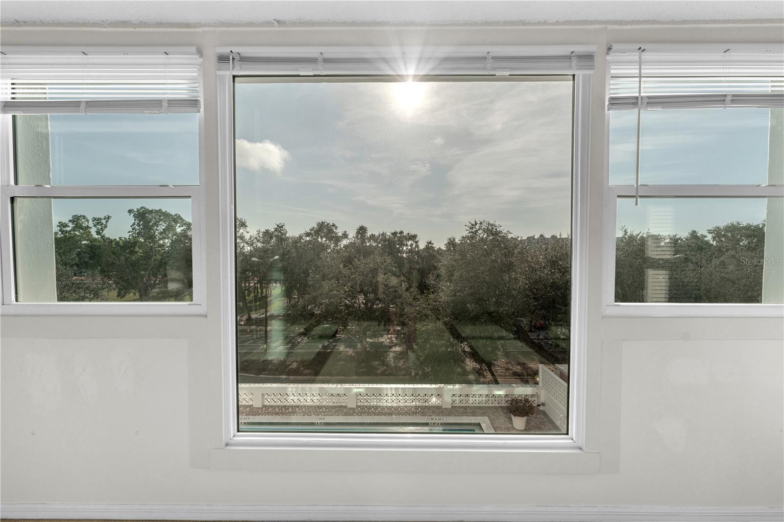 GULFSTREAM TOWERS - Residential Lease